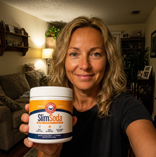 Customer holding a jar of SlimSoda